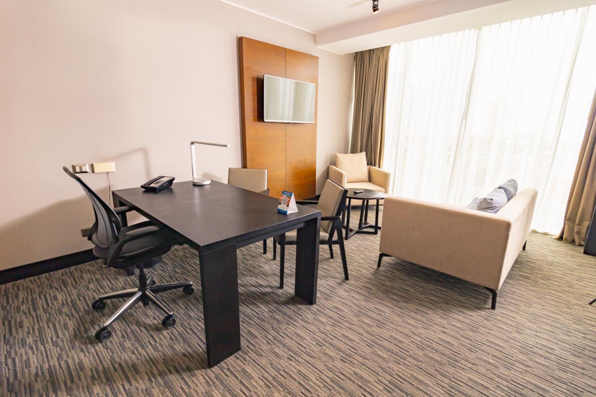 Hilton Garden Inn Iquique Ngoại thất bức ảnh