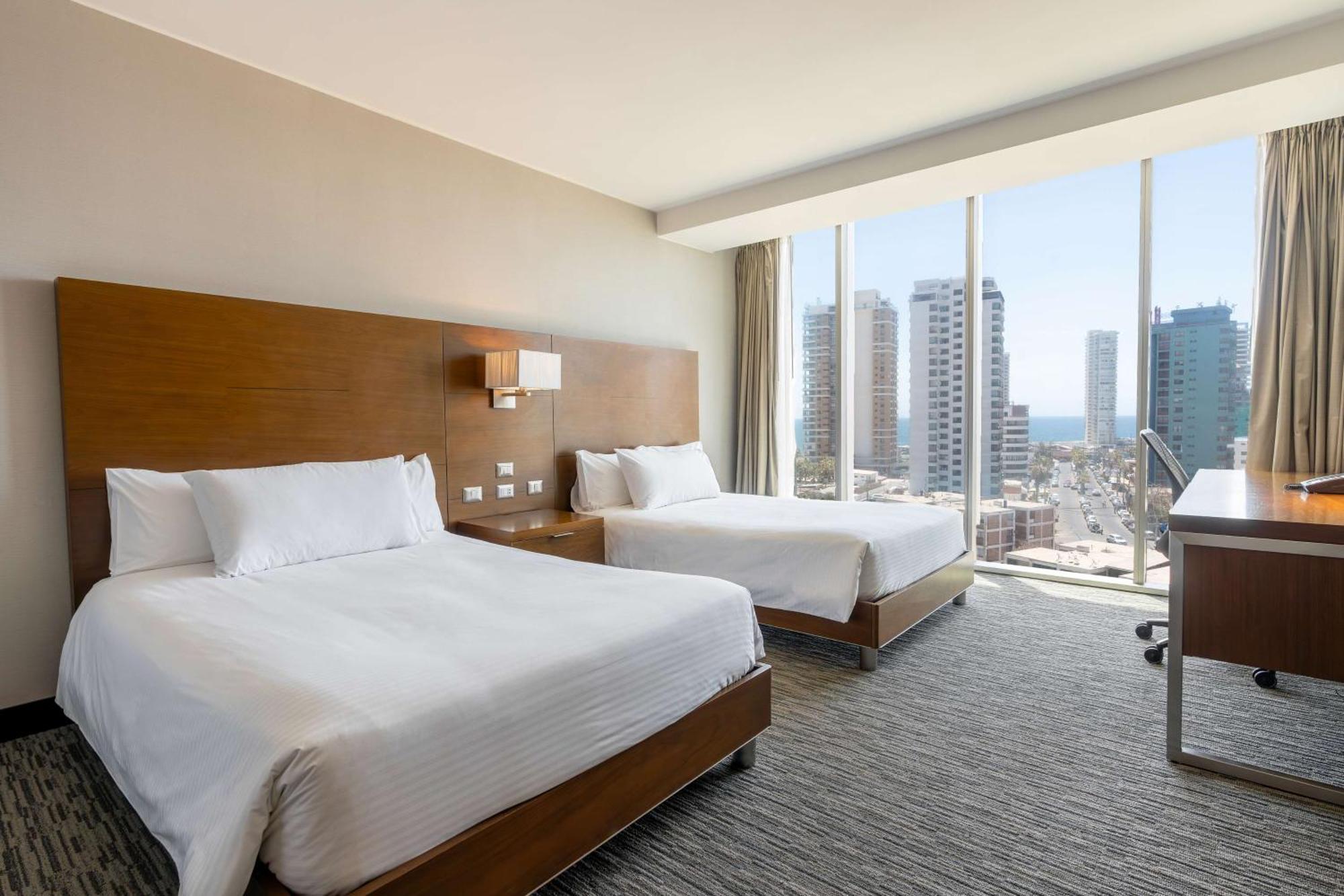 Hilton Garden Inn Iquique Ngoại thất bức ảnh