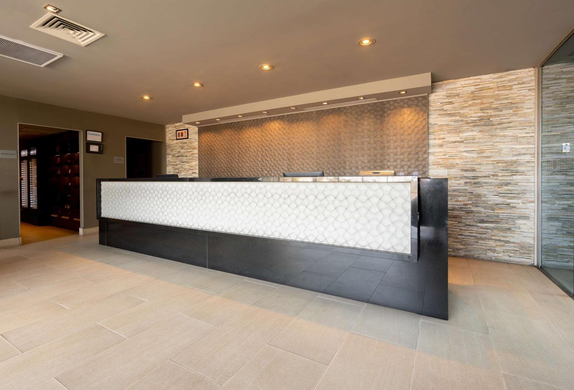 Hilton Garden Inn Iquique Ngoại thất bức ảnh