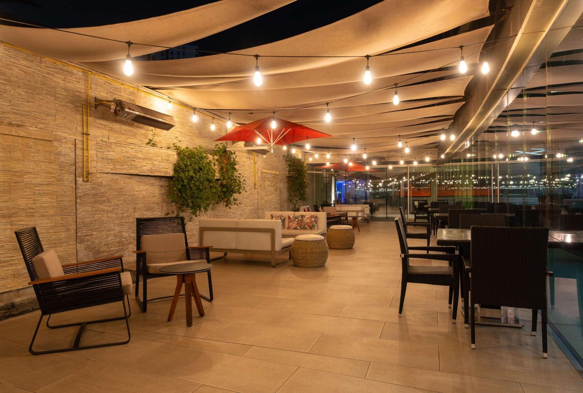Hilton Garden Inn Iquique Ngoại thất bức ảnh
